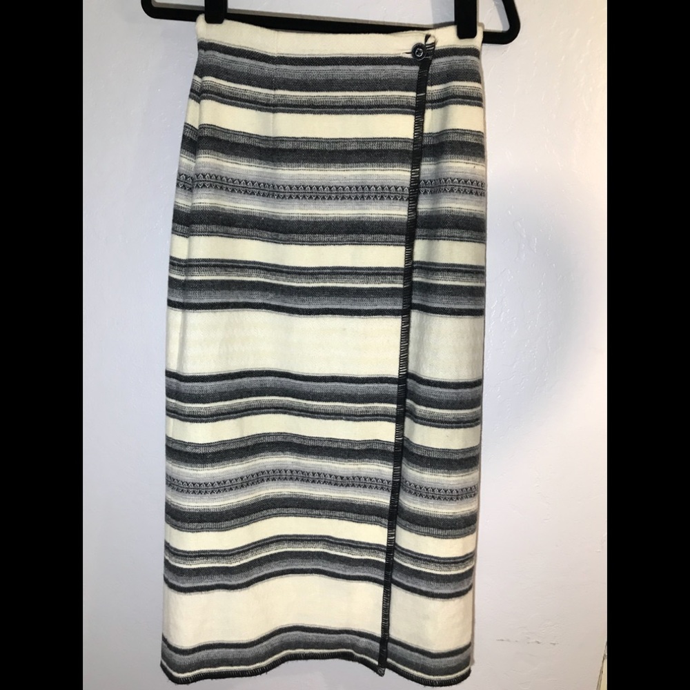 Bussing Long Wrap Skirt Native Blanket Feel View 5